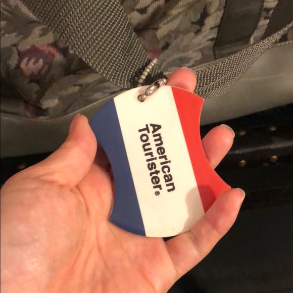 Sweet vintage gray American Tourister travel tote - Picture 5 of 13